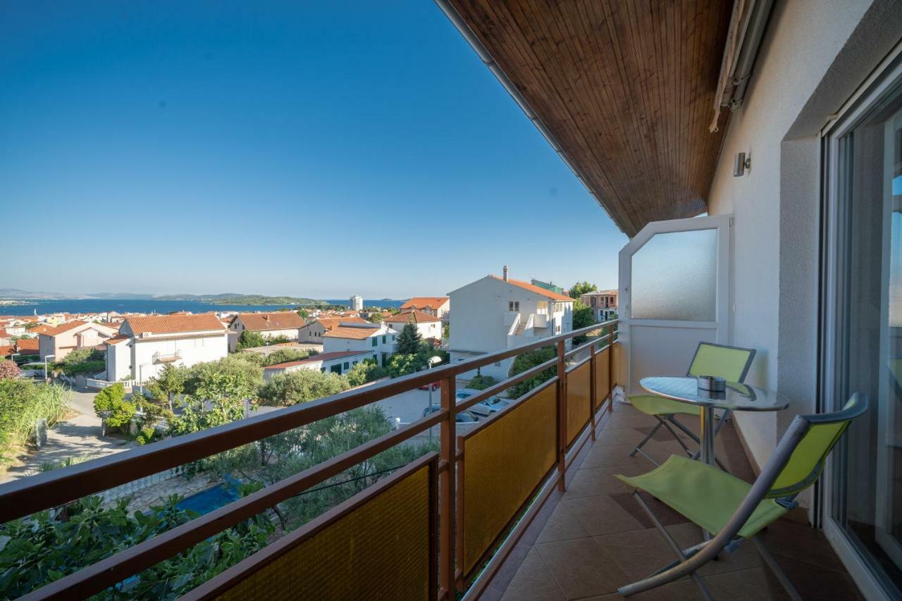 Apartmani Pataca Vodice Exterior photo
