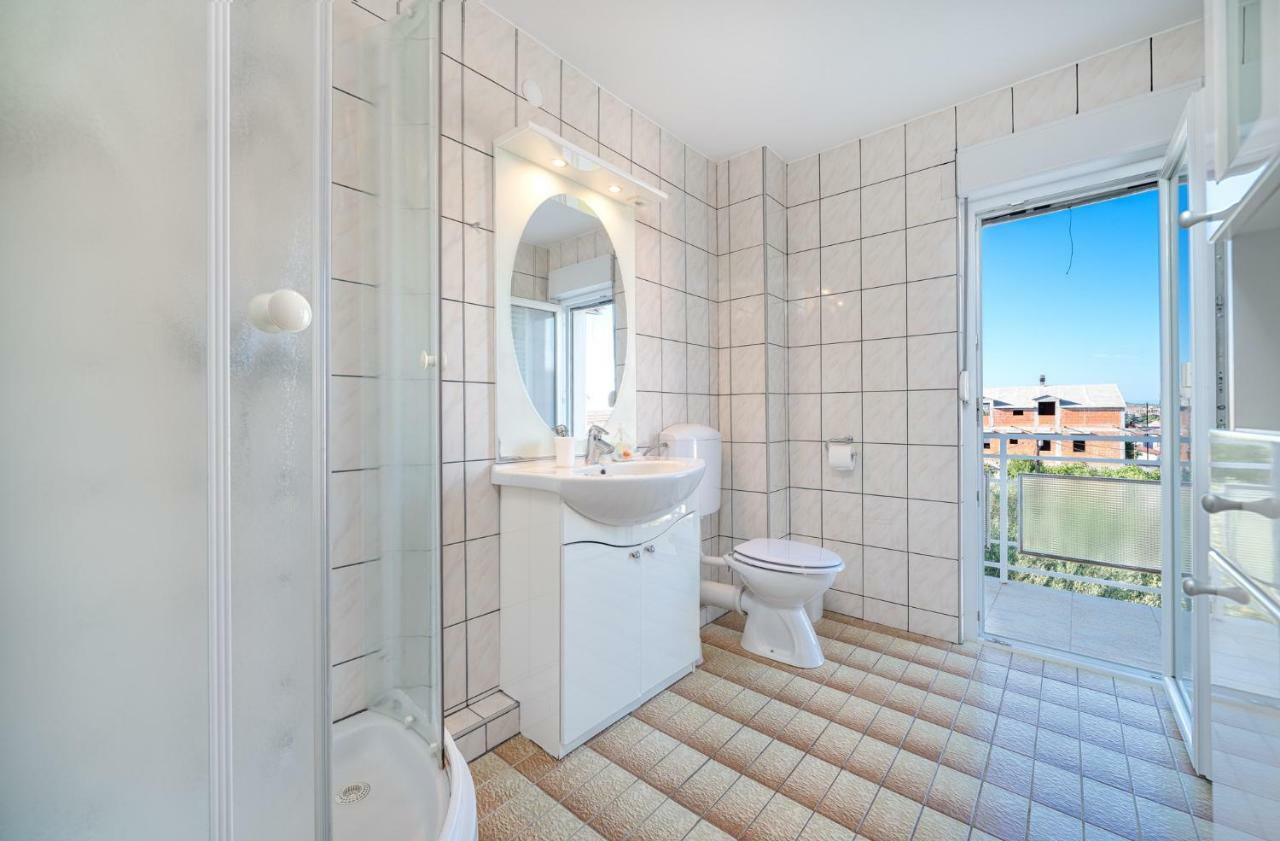 Apartmani Pataca Vodice Exterior photo